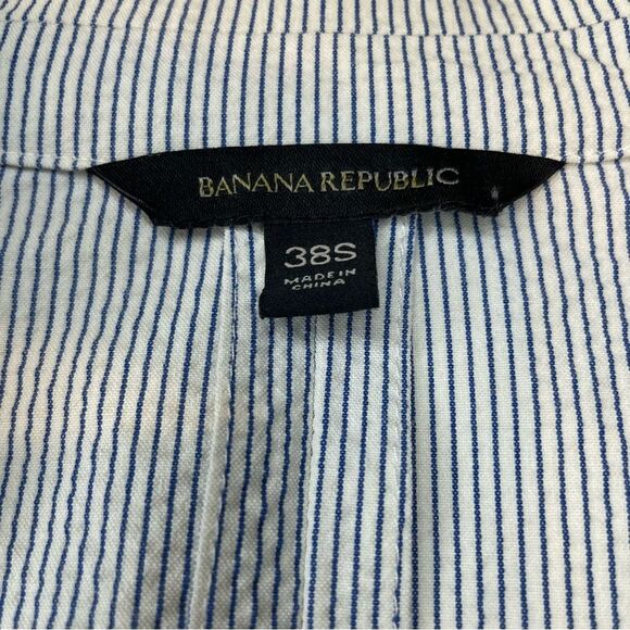 Banana Republic Women's Seersucker Blazer navy and white striped size 38S (M) - Picture 6 of 13